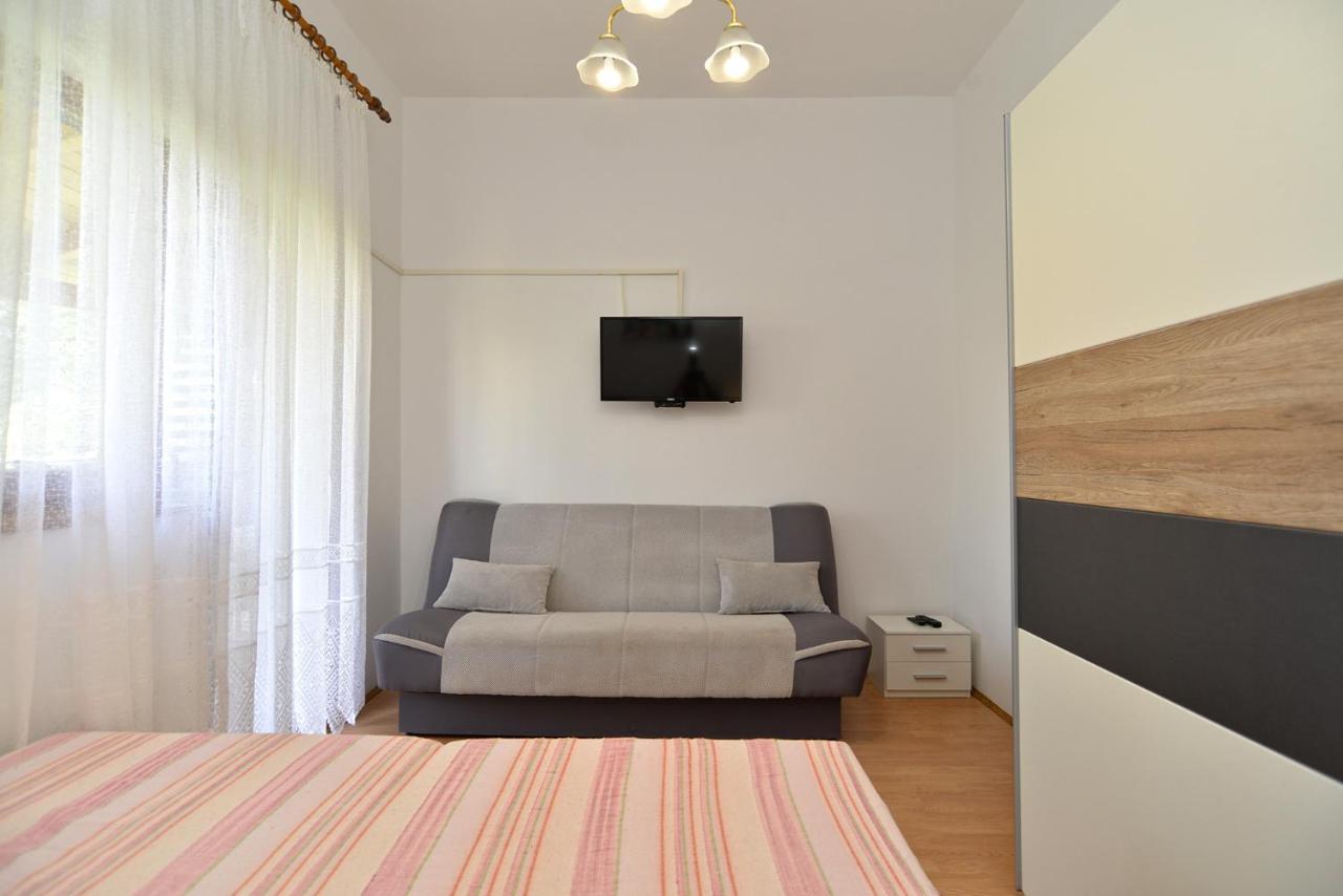 Apartments Balizerka 106 Pula Bagian luar foto