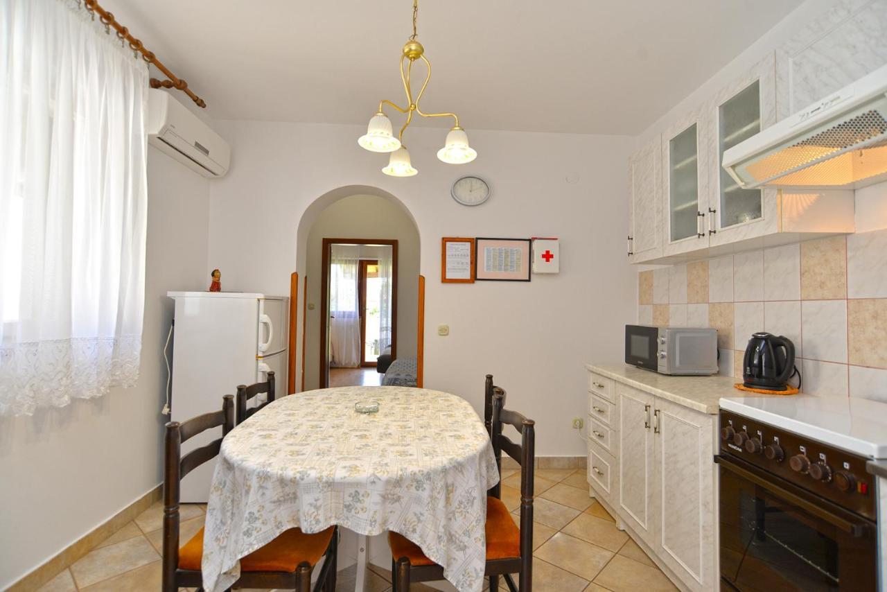 Apartments Balizerka 106 Pula Bagian luar foto