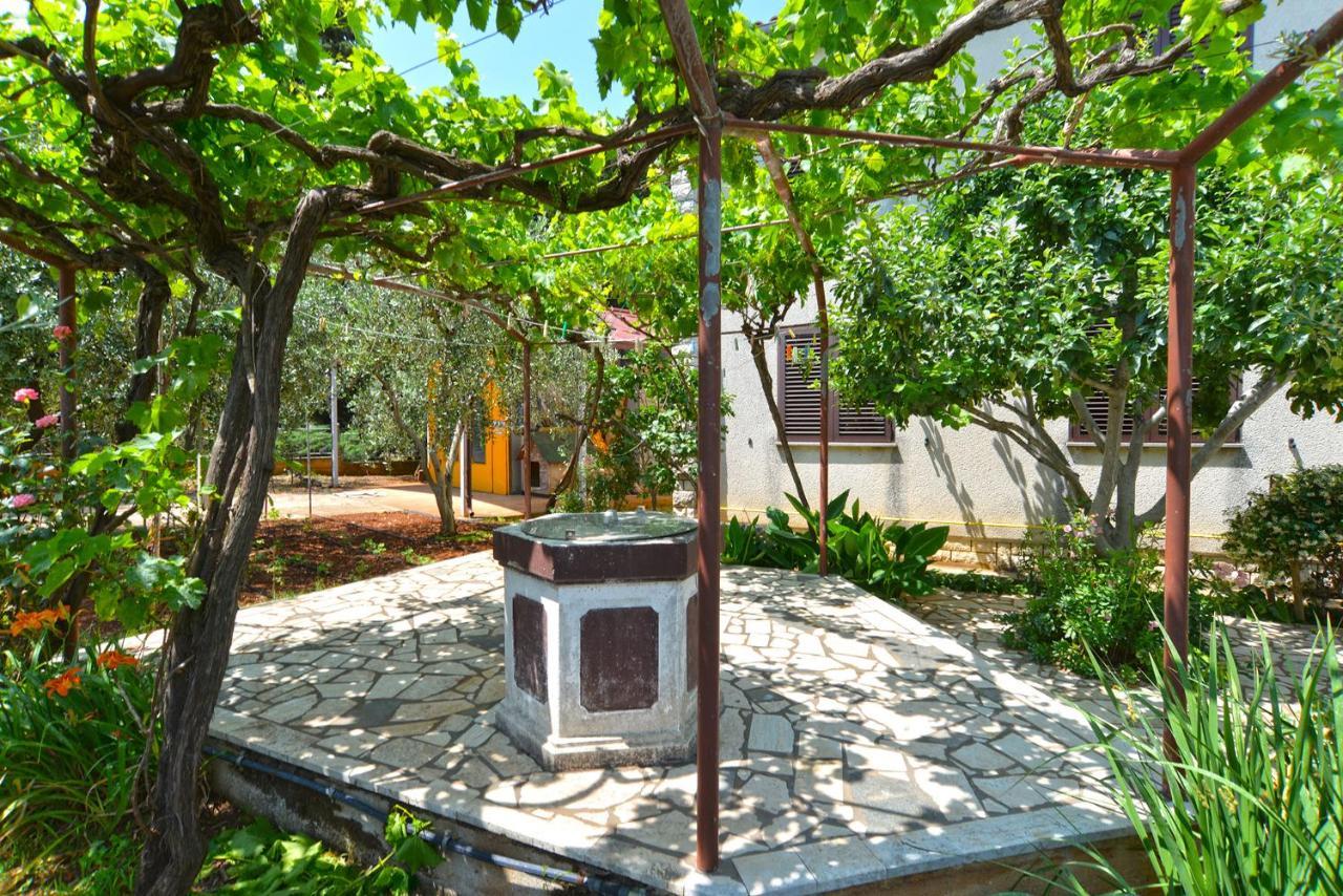 Apartments Balizerka 106 Pula Bagian luar foto