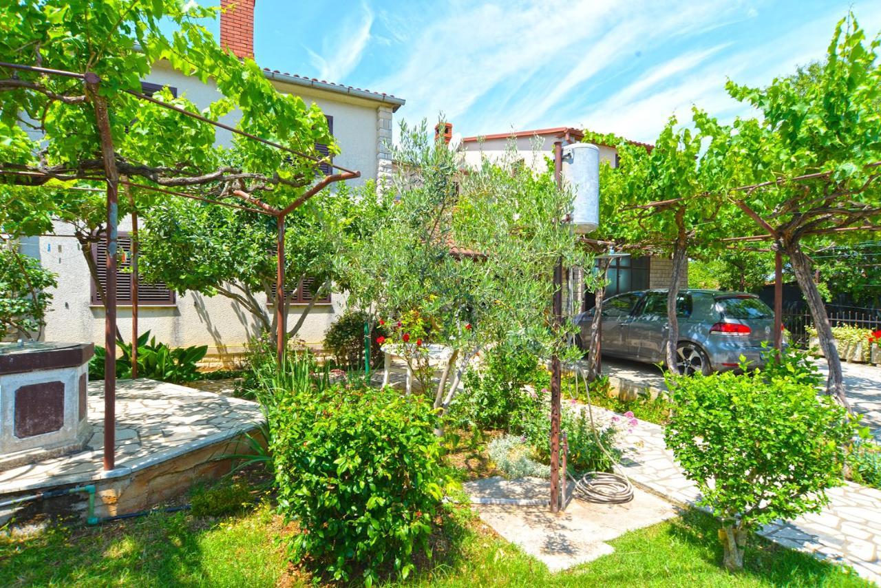 Apartments Balizerka 106 Pula Bagian luar foto