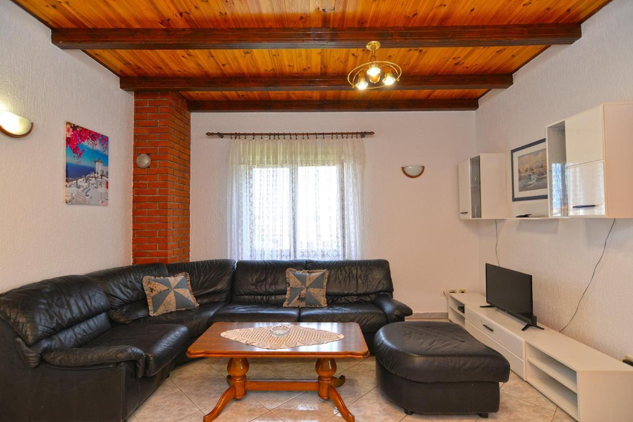 Apartments Balizerka 106 Pula Bagian luar foto